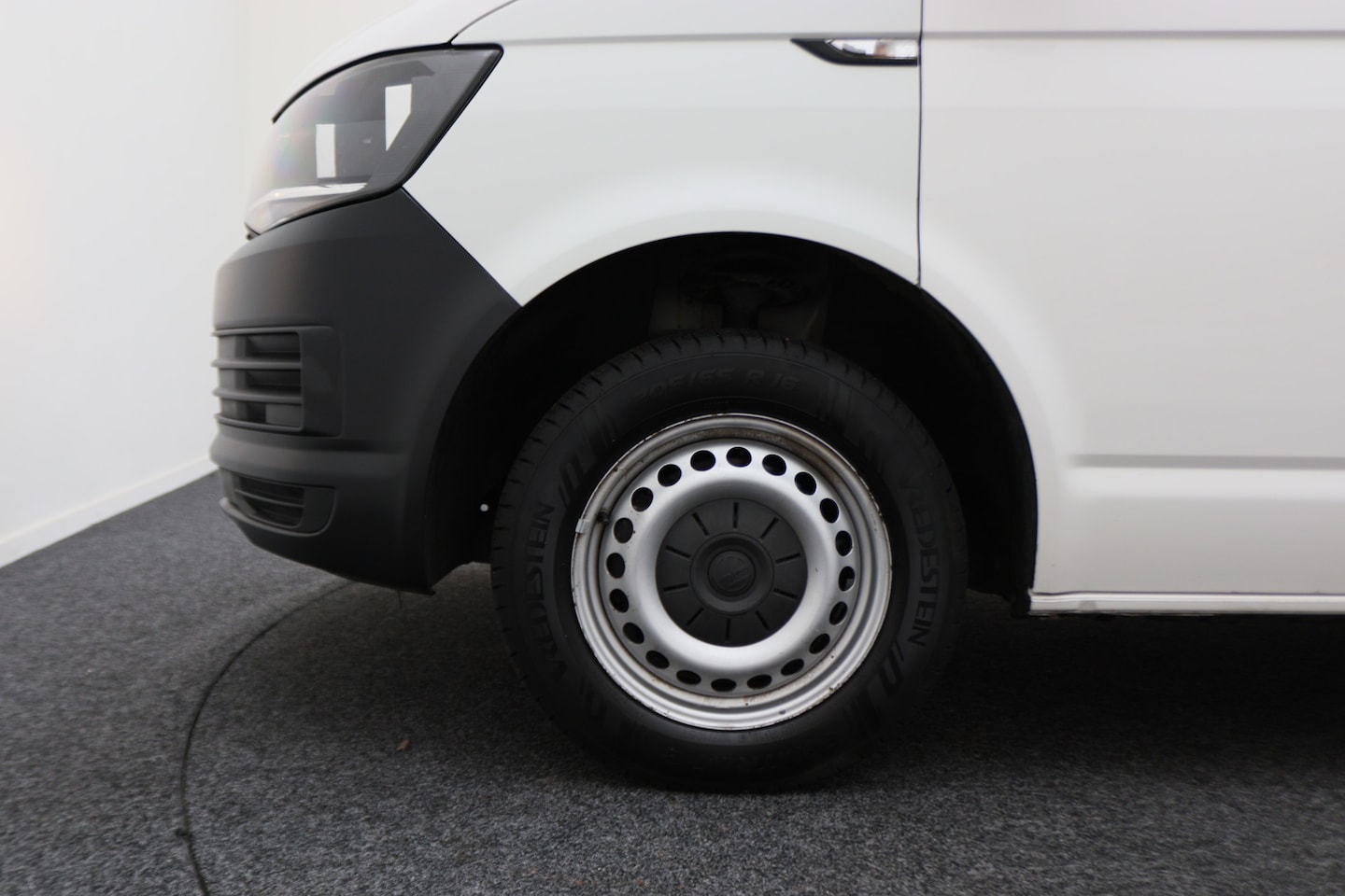 Volkswagen Transporter - 2.0 TDI DSG L1H1 - AutoWereld.nl