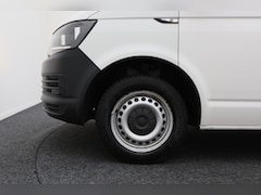 Volkswagen Transporter - 2.0 TDI DSG L1H1 Airco, Cruise, Navigatie, Bluetooth, Elektrisch Pakket, DAB, Trekhaak