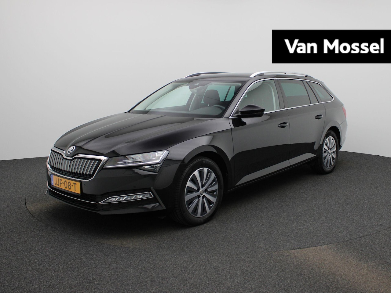 Skoda Superb Combi - 1.4 TSI iV Business Edition Plus 204 PK | Automaat | Cruise Control | Apple Carplay & Andr - AutoWereld.nl