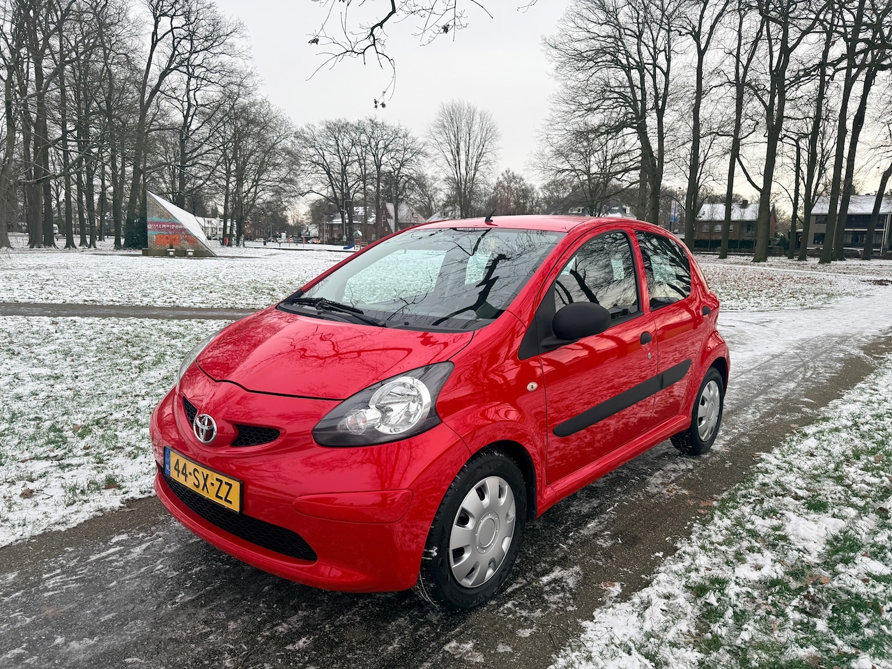 Toyota Aygo - 1.0-12V Nieuwe apk-Nieuwe all season banden - AutoWereld.nl