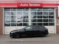 Audi A4 Avant - 2.0 TFSI MHEV 252pk S tronic S Line Black Edition / Panoramadak