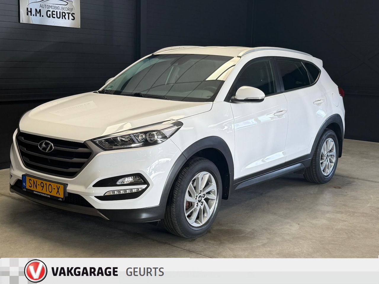 Hyundai Tucson - 1.6 GDi Comfort Clima Navi Camera Volledig Dealer Onderhouden! - AutoWereld.nl