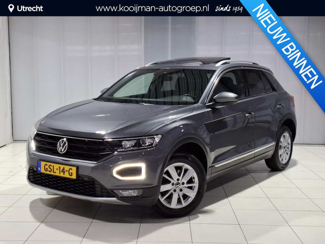 Volkswagen T-Roc - 1.5 TSI Sport Business R Schuif / kantel dak, Navigatie, Stoel verwarming. - AutoWereld.nl