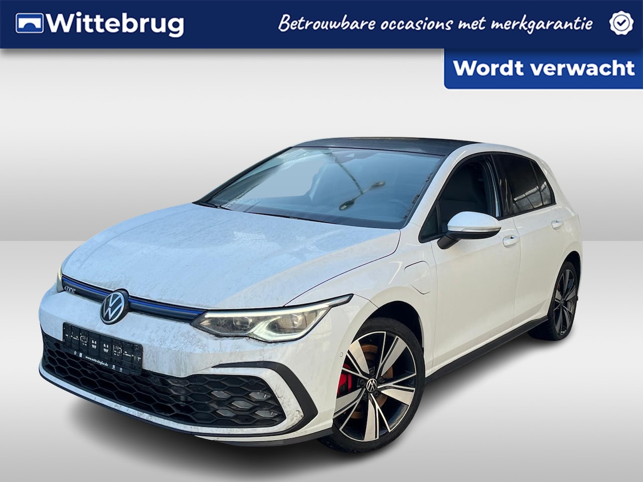 Volkswagen Golf - 1.4 eHybrid 245PK DSG GTE / Panoramdak / Achteruitrijcamera / ACC / Keyless / App-Connect - AutoWereld.nl