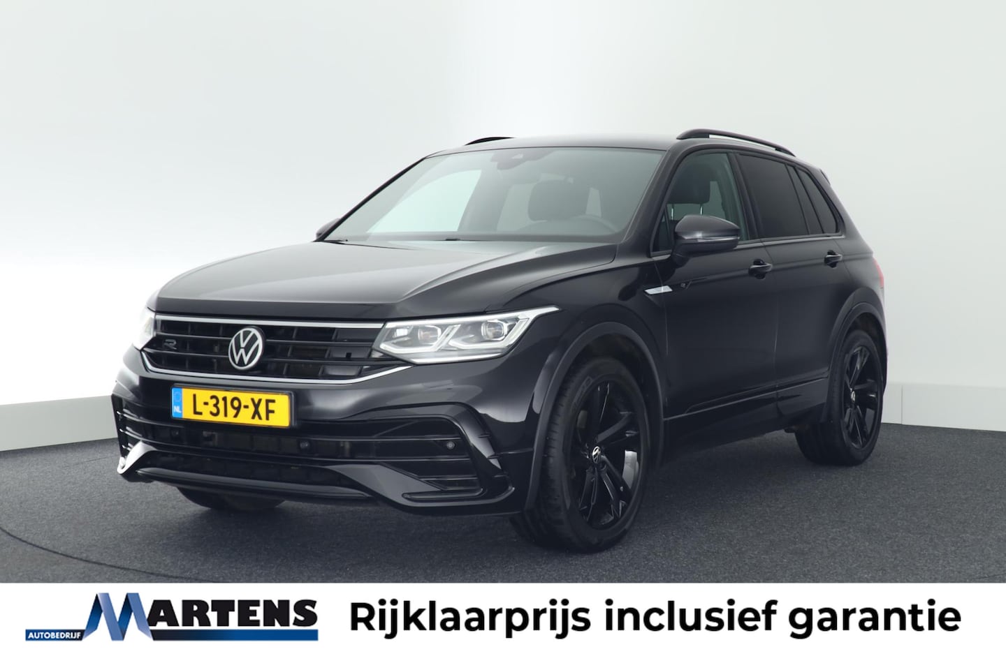 Volkswagen Tiguan - 1.5 TSI 150pk DSG R-Line Black Style Trekhaak Stoelverwarming Matrix Led Virtual Cockpit N - AutoWereld.nl