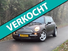 MINI Cooper - 1.6 | Automaat + Clima + Leder Nu € 2.450,