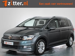 Volkswagen Touran - 1.4 TSI Highline, 7-Persoons, Trekhaak, Bluetooth, Navigatie