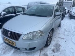 Fiat Croma - 2.2-16V Active