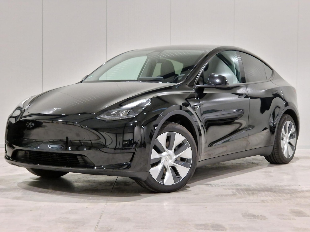 Tesla Model Y - RWD |Panoramadak|Bijtelling vriendelijk - AutoWereld.nl