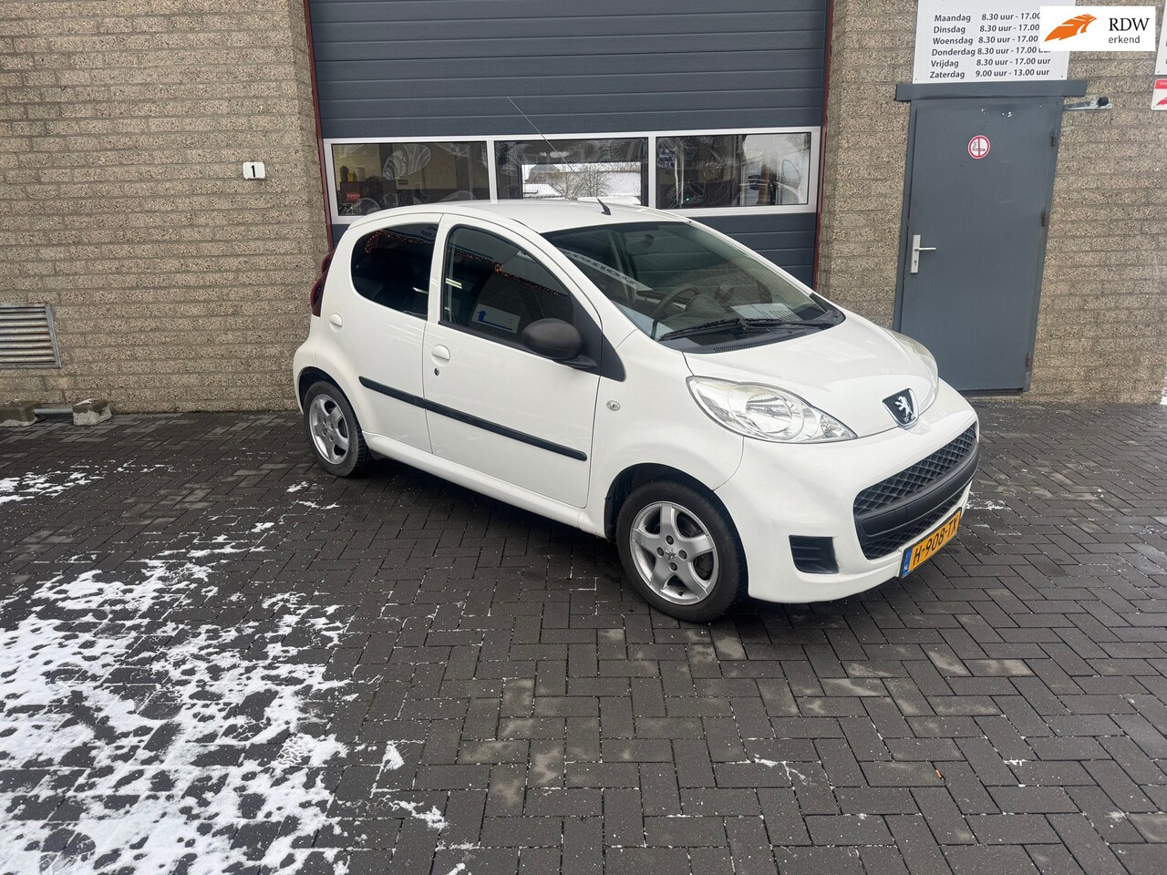 Peugeot 107 - 1.0-12V XS 1.0-12V XS - AutoWereld.nl