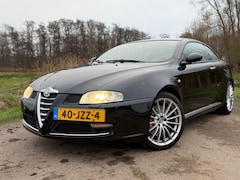 Alfa Romeo GT - 3.2 V6 Distinctive / Nieuwe Distributie & koppeling / Leder / Camera / LM Velgen / Stoelve