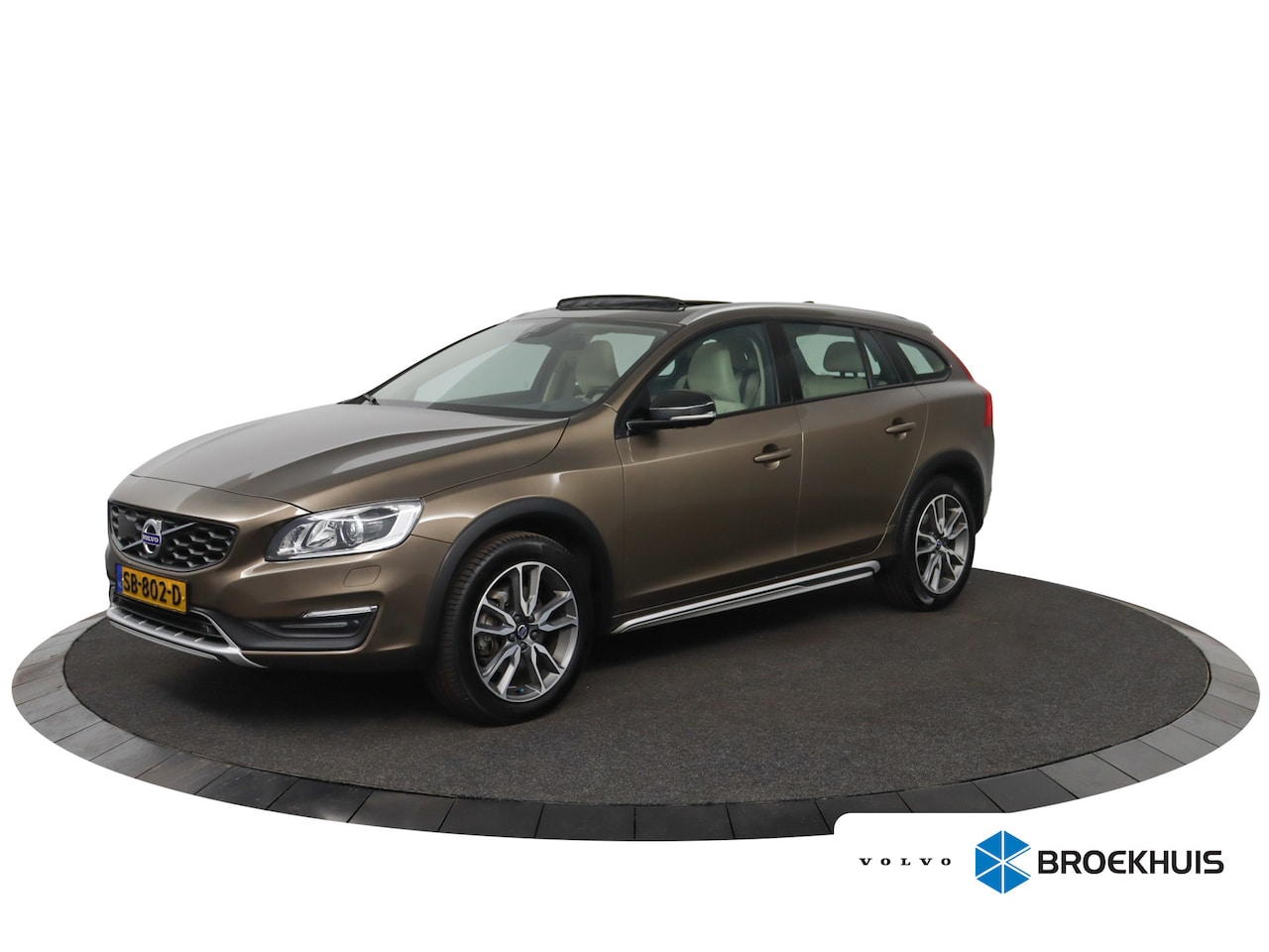 Volvo V60 Cross Country - 2.0 T5 Polar+ | Panoramadak | Parkeersensoren V+A | Parkeercamera | Stoelverwarming | Cru - AutoWereld.nl