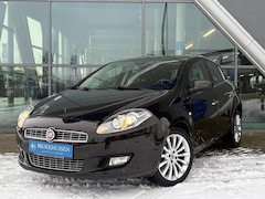 Fiat Bravo - 1.4 MultiAir Business 140pk Navigatie / Cruise control / Climate control