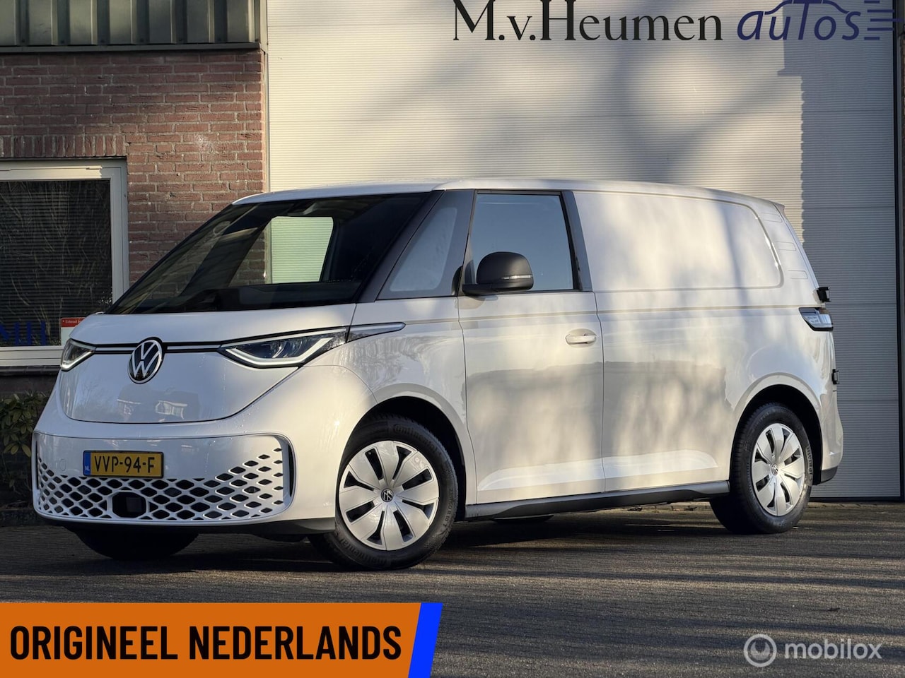 Volkswagen ID. Buzz Cargo - 77 kWh 204PK 3Zits Adaptive CarPlay Stoelverwarming - AutoWereld.nl