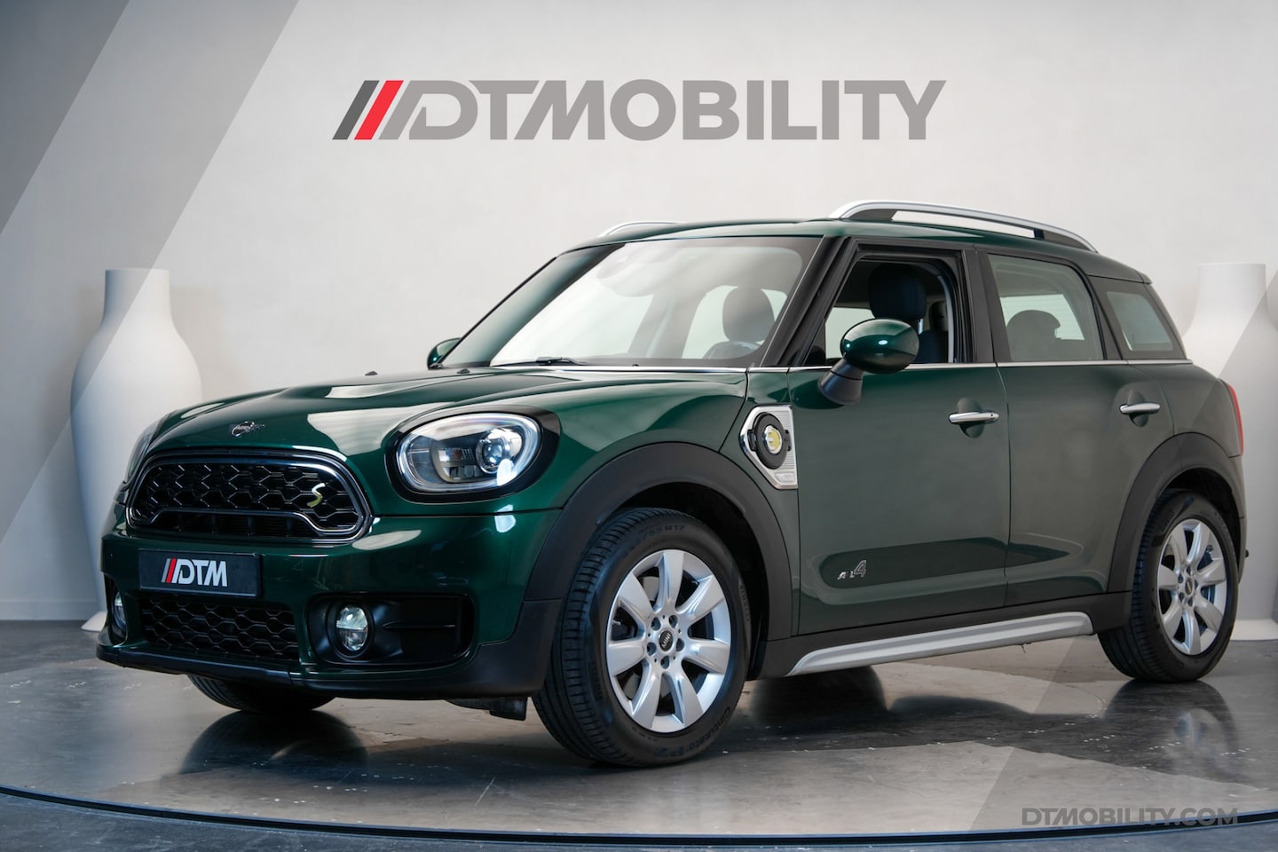 MINI Countryman - Mini 2.0 Cooper S E ALL4 | Sfeerverlichting | Keyless - AutoWereld.nl
