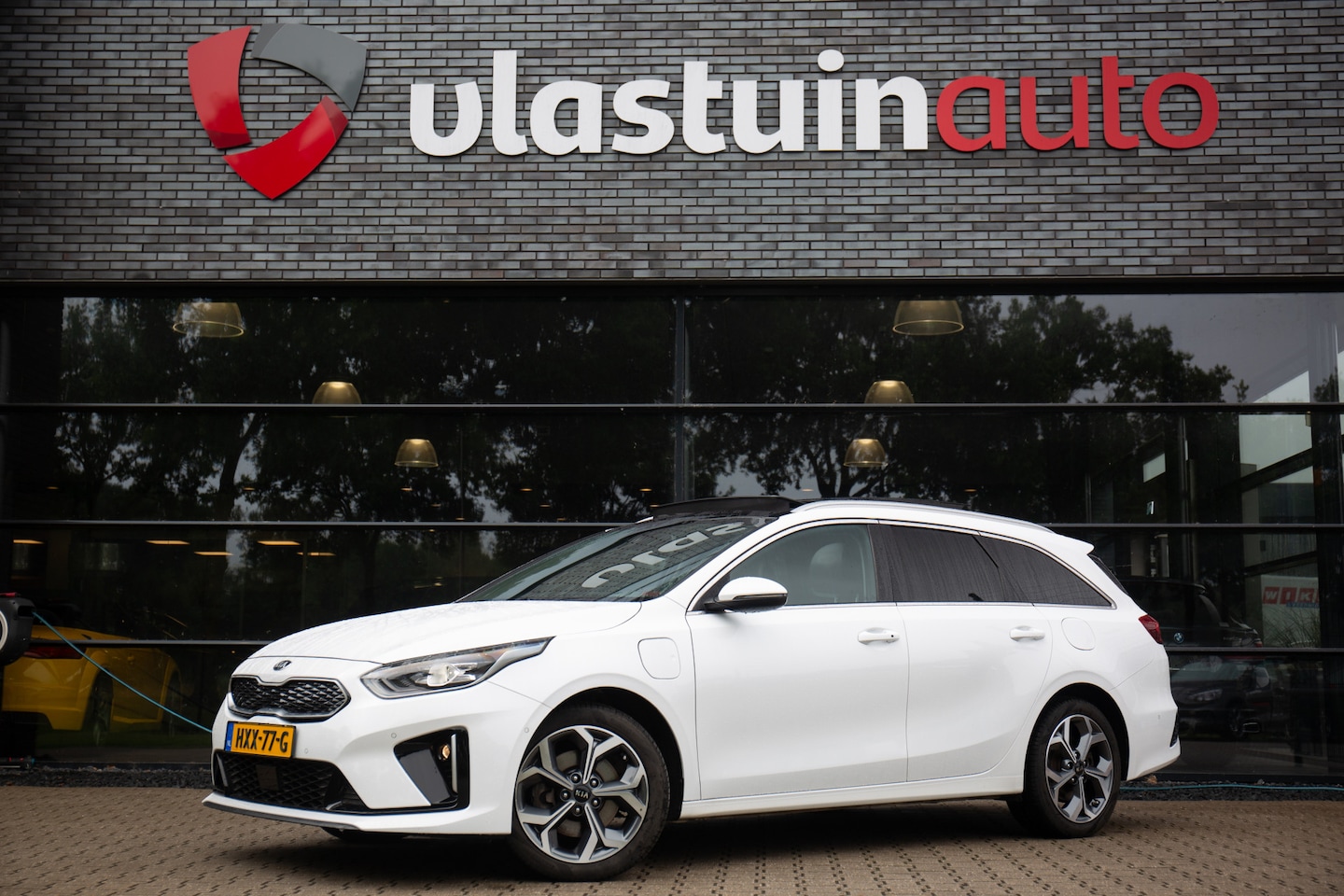 Kia Cee'd Sportswagon - Ceed 1.6 GDI PHEV ExecutiveLine | Adaptive cruise, Panoramadak, Leder, Vol! - AutoWereld.nl