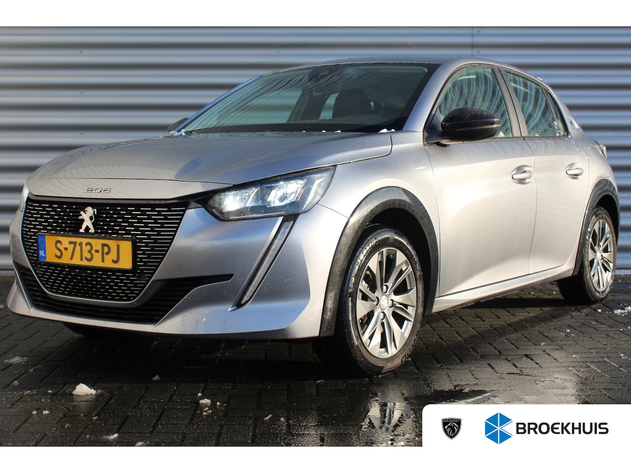 Peugeot e-208 - EV 136PK ACTIVE PACK AUTOMAAT / NAVI / CLIMA / PDC / 16" LMV / CRUISECONTROL / I-COCKPIT / - AutoWereld.nl