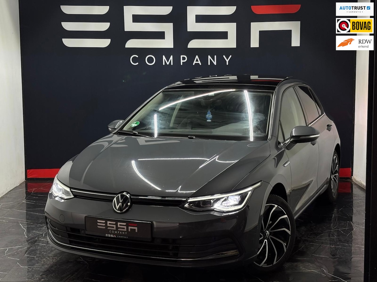 Volkswagen Golf - 1.5 eTSI Style Pano IQ Memory Sfeer ACC Trekhaak - AutoWereld.nl