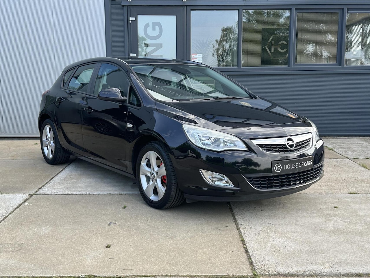 Opel Astra - 1.6 Turbo Sport 5-Deurs Airco Cruise 180PK NAP - AutoWereld.nl