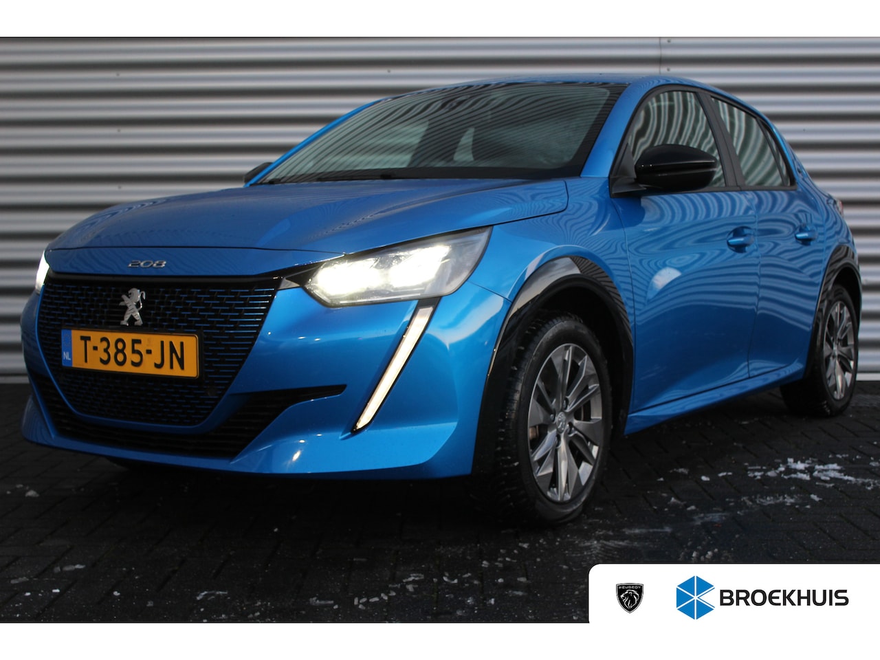 Peugeot e-208 - EV 136PK ACTIVE PACK AUTOMAAT / NAVI / CLIMA / PDC / 16" LMV / CRUISECONTROL / I-COCKPIT / - AutoWereld.nl
