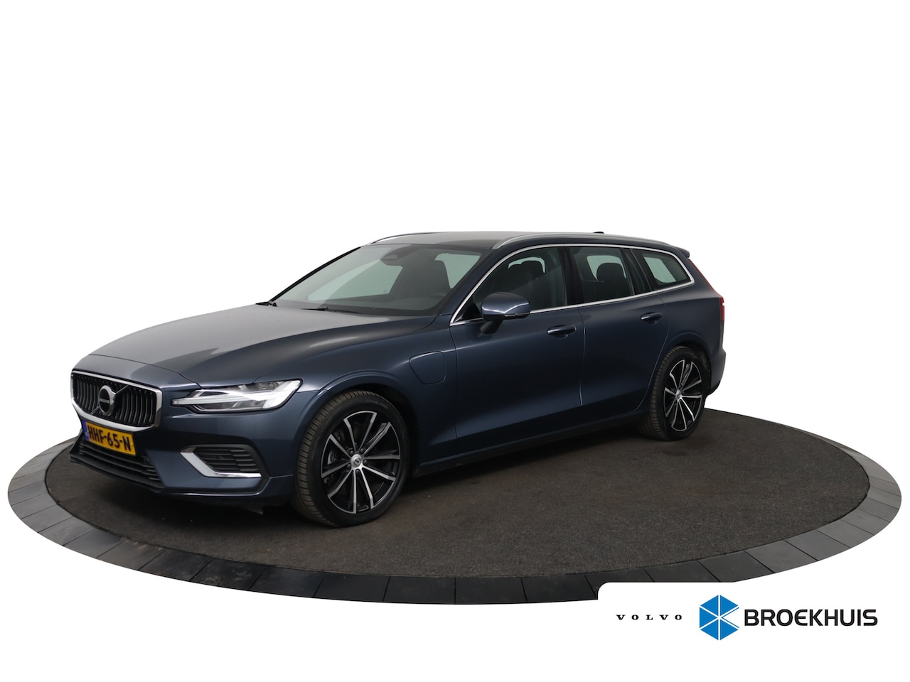 Volvo V60 - 2.0 T6 Plug-in hybrid AWD Essential Bright - AutoWereld.nl