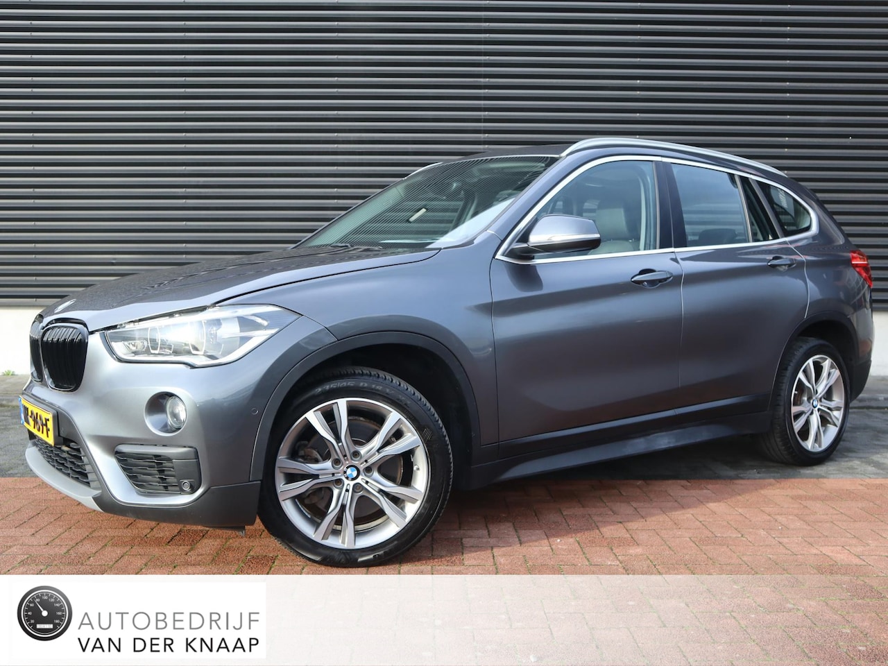 BMW X1 - sDrive20i Centennial High Executive | Clima | Cruise | Navi | Leder | Stoelverwarming | Pa - AutoWereld.nl