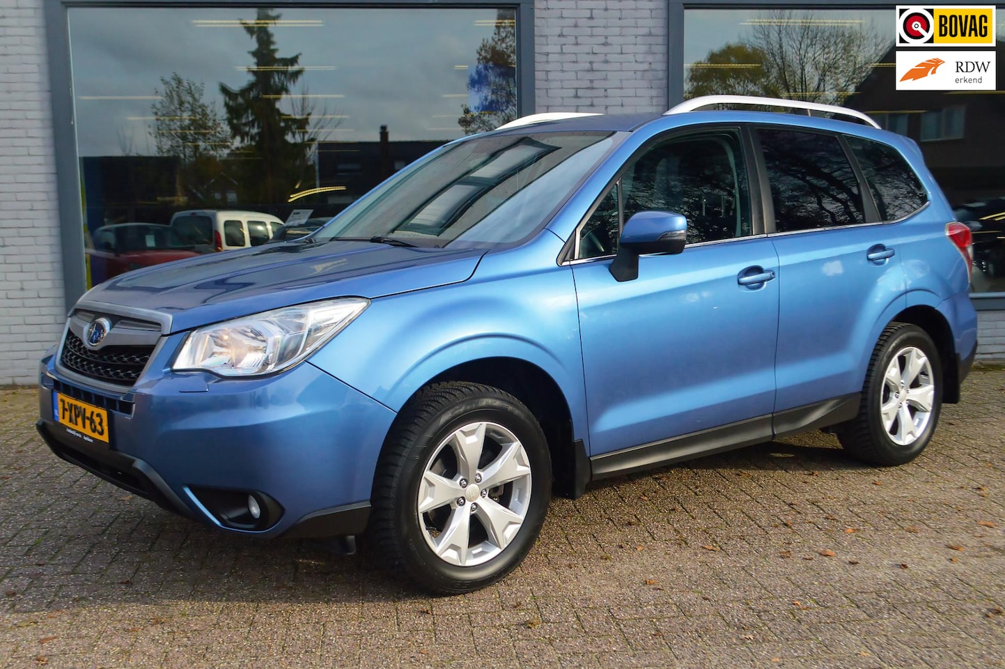 Subaru Forester - 2.0 Luxury TREKHAAK|STOELVERWARMING|CAMERA - AutoWereld.nl