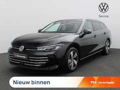 Volkswagen Passat Variant - 1.5 eHybrid Business 204PK DSG SOH 100%, Achteruitrijcamera, Head-Up Display, Trekhaak, Na