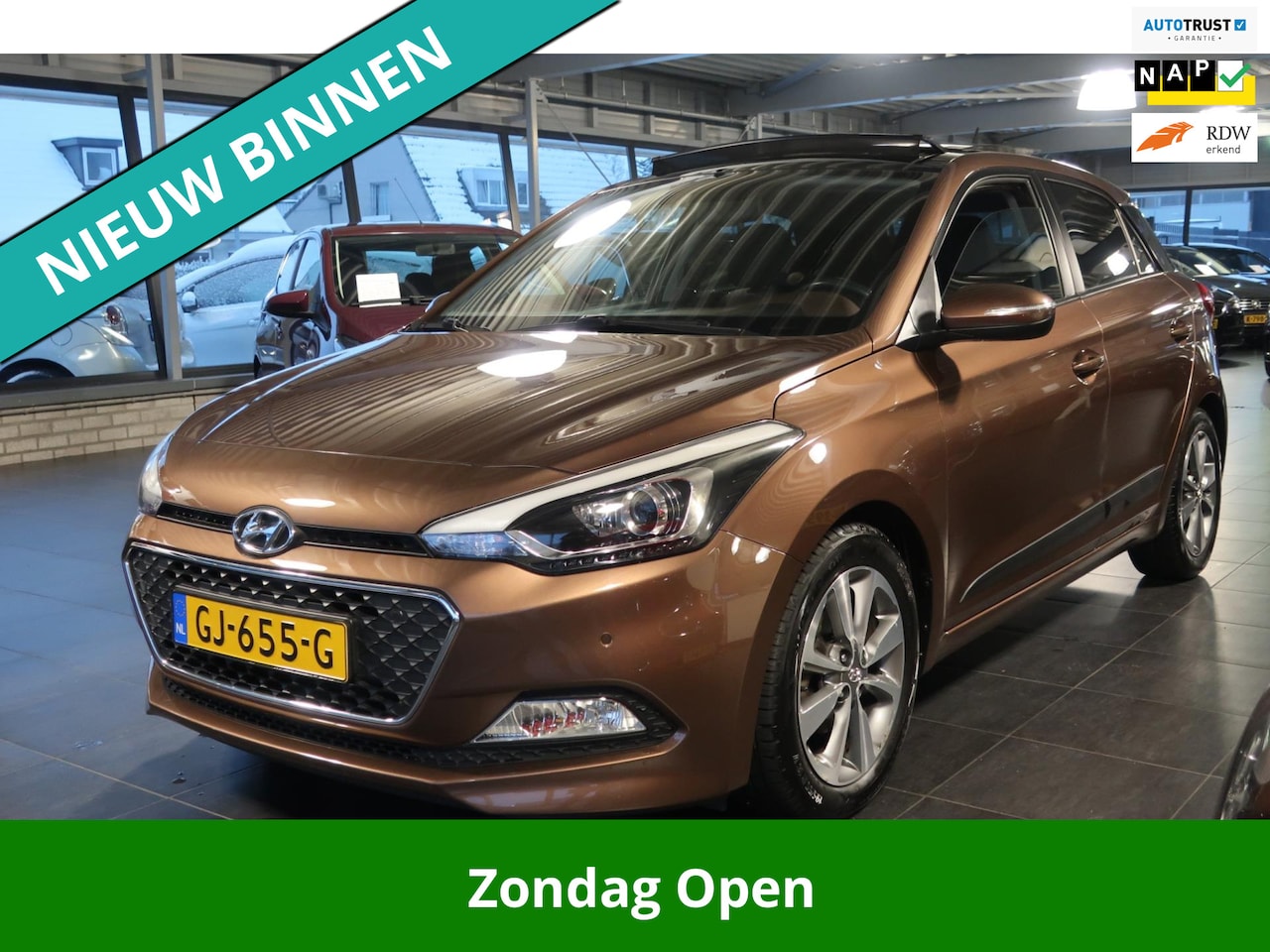 Hyundai i20 - 1.2 HP i-Motion Premium 2e EIG_LED_PANO_PDC V+A_LMV. - AutoWereld.nl
