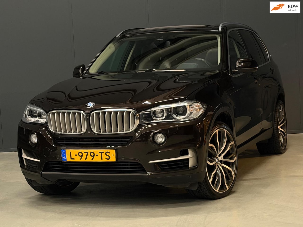 BMW X5 - XDrive40e High Executive B&O/PANO/MEMORY/HEAD-UP/M-SPORT | NETTE AUTO ! - AutoWereld.nl