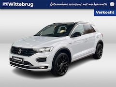Volkswagen T-Roc - 1.5 TSI R-Line / 19 Inch / Afneembare trekhaak / Elect. Achterklep / Camera / Cockpit Pro