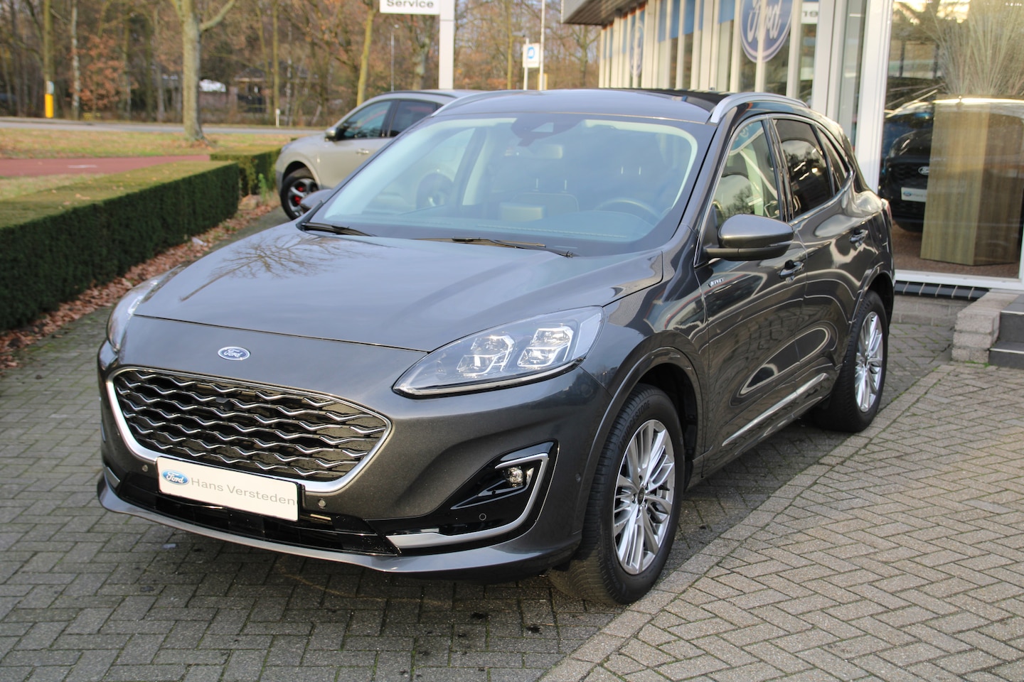 Ford Kuga - 1.5 EcoBoost 150 PK Vignale LEDER | TREKHAAK | CAMERA | BLIS - AutoWereld.nl