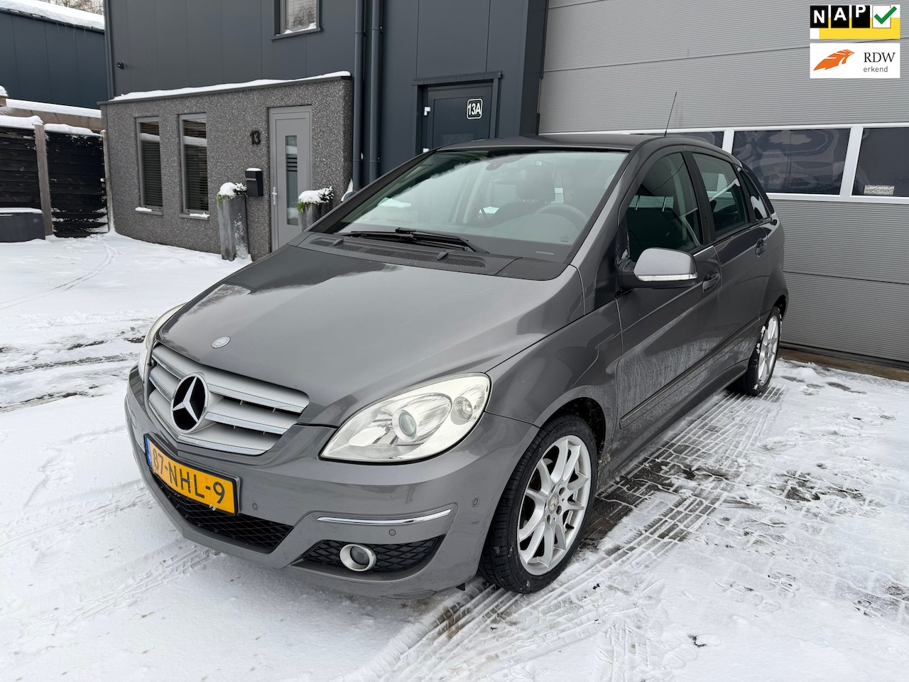 Mercedes-Benz B-klasse - 180 Business Class 5DRS|AUTOMAAT|Airco|Cruise Control|Parkeersensoren|Nieuwe APK - AutoWereld.nl