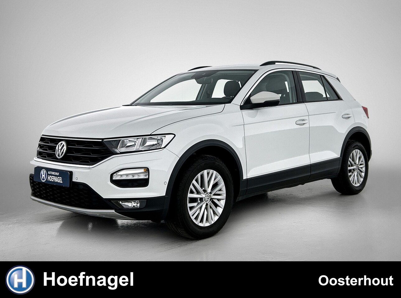 Volkswagen T-Roc - 1.5 TSI Style | Automaat | Adaptive cruise | Stoel & stuurverwarming | Navigatie | Camera - AutoWereld.nl