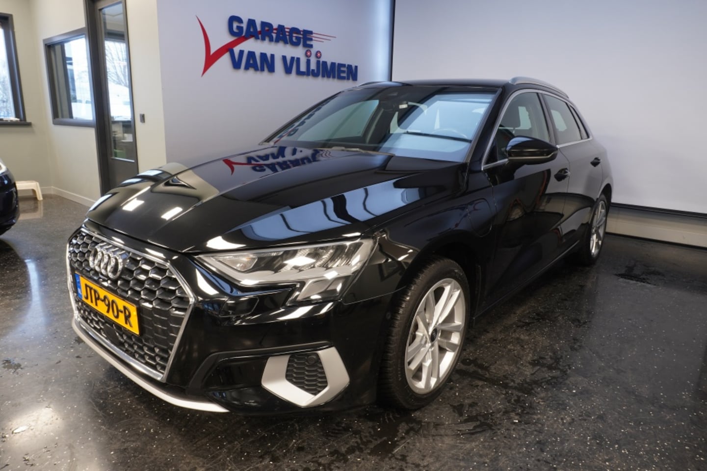 Audi A3 Sportback - 40 TFSIe 204PK HYBRIDE CARPLAY 17''VELG - AutoWereld.nl