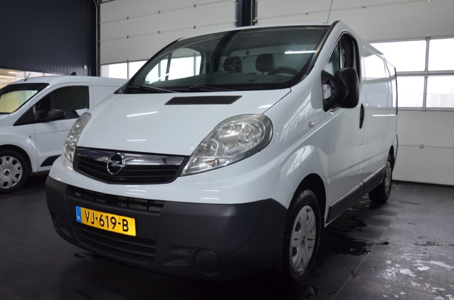 Opel Vivaro - 2.0 CDTI L1H1 Airco - AutoWereld.nl
