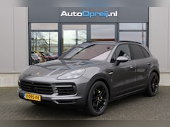 Porsche Cayenne - 3.0 E-Hybrid Platinum Edition Chrono, Pano dak, Trekhaak, Luchtvering, Bose