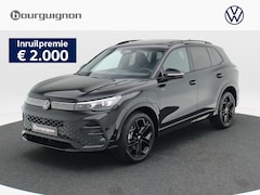 Volkswagen Tiguan - R-Line Edition 1.5 eHybrid 204 PK | Trekhaak | 360 Camera | LED Matrix | Black Style |