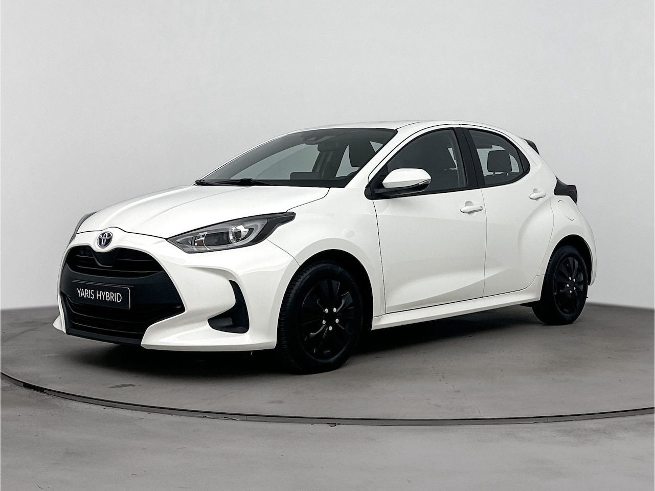 Toyota Yaris - 1.5 Hybrid Active Limited | Parkeercamera | Climate Control | Adaptive Cruise Control - AutoWereld.nl