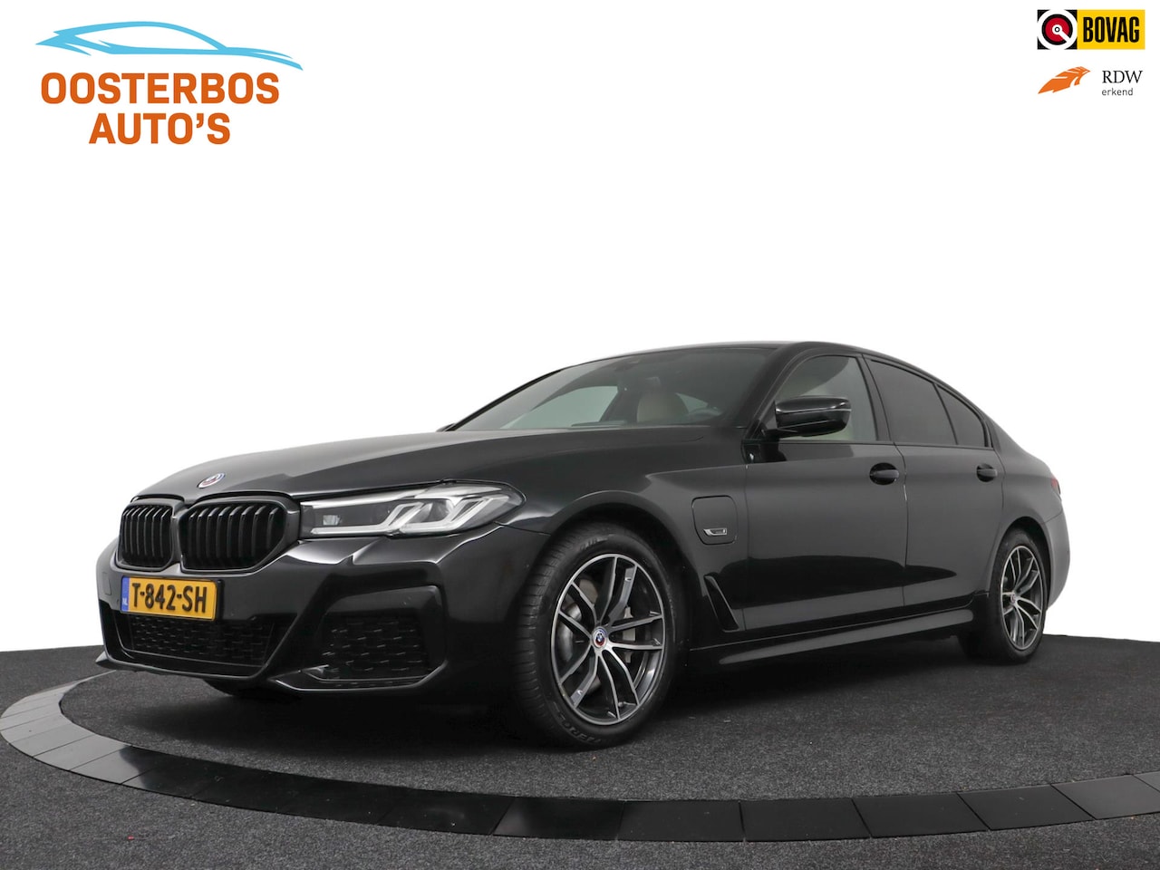 BMW 5-serie - 520e M-Sport - Navi/Leder/Memory/Shadowline - AutoWereld.nl