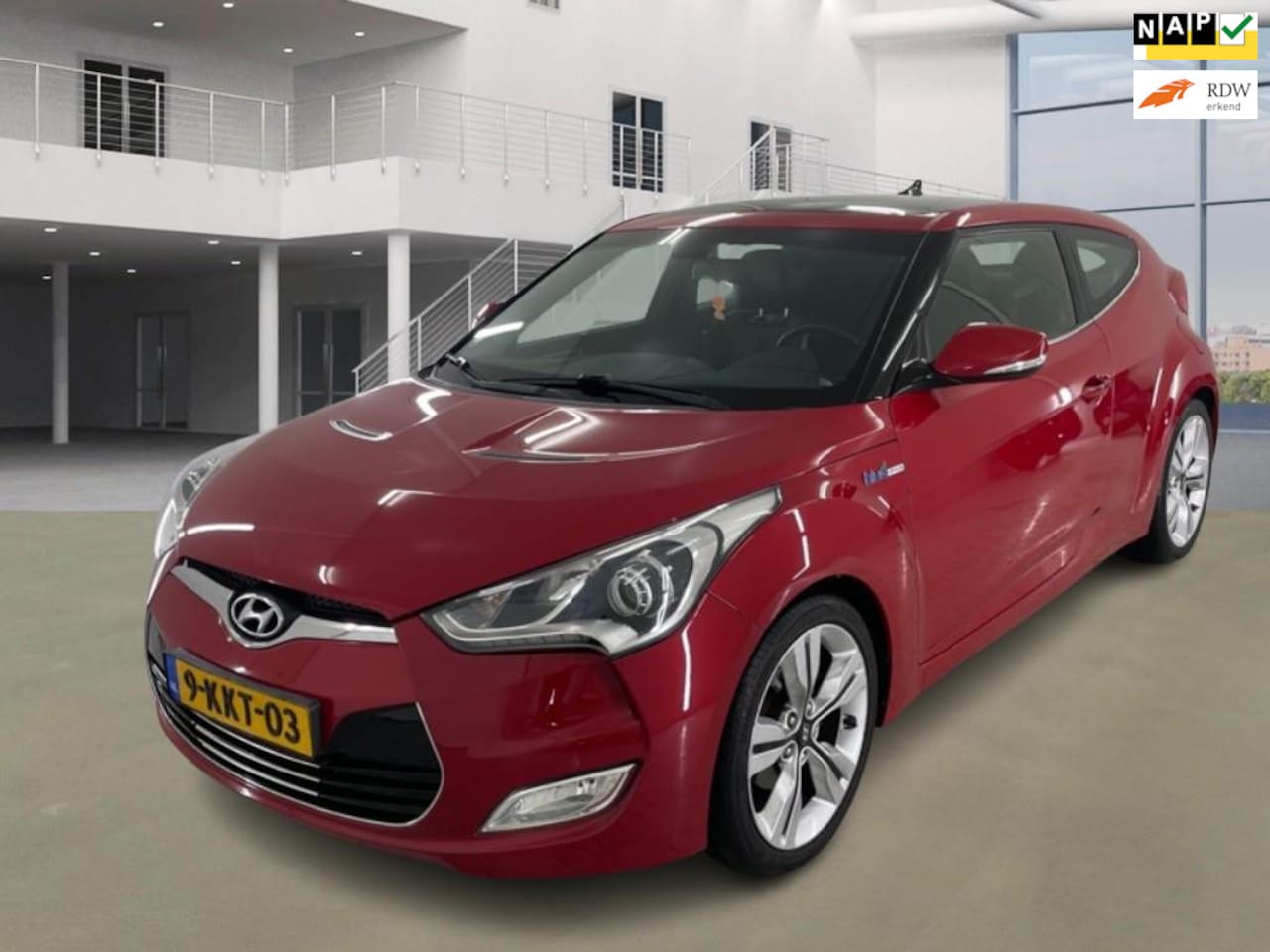 Hyundai Veloster - 1.6 GDI i-Catcher|ORIGINEEL NL|LAGE KM MET NAP|PANO|CAMERA|XENON|LEDER|NAVI|STOELVERW - AutoWereld.nl