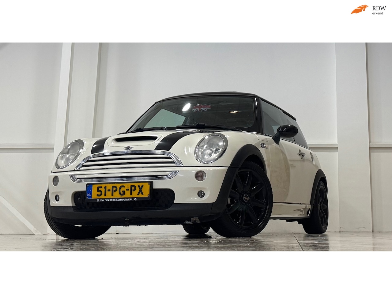 MINI Cooper S - Mini 1.6i 163pk 17"LM velgen Mooi! Nieuwe APK - AutoWereld.nl