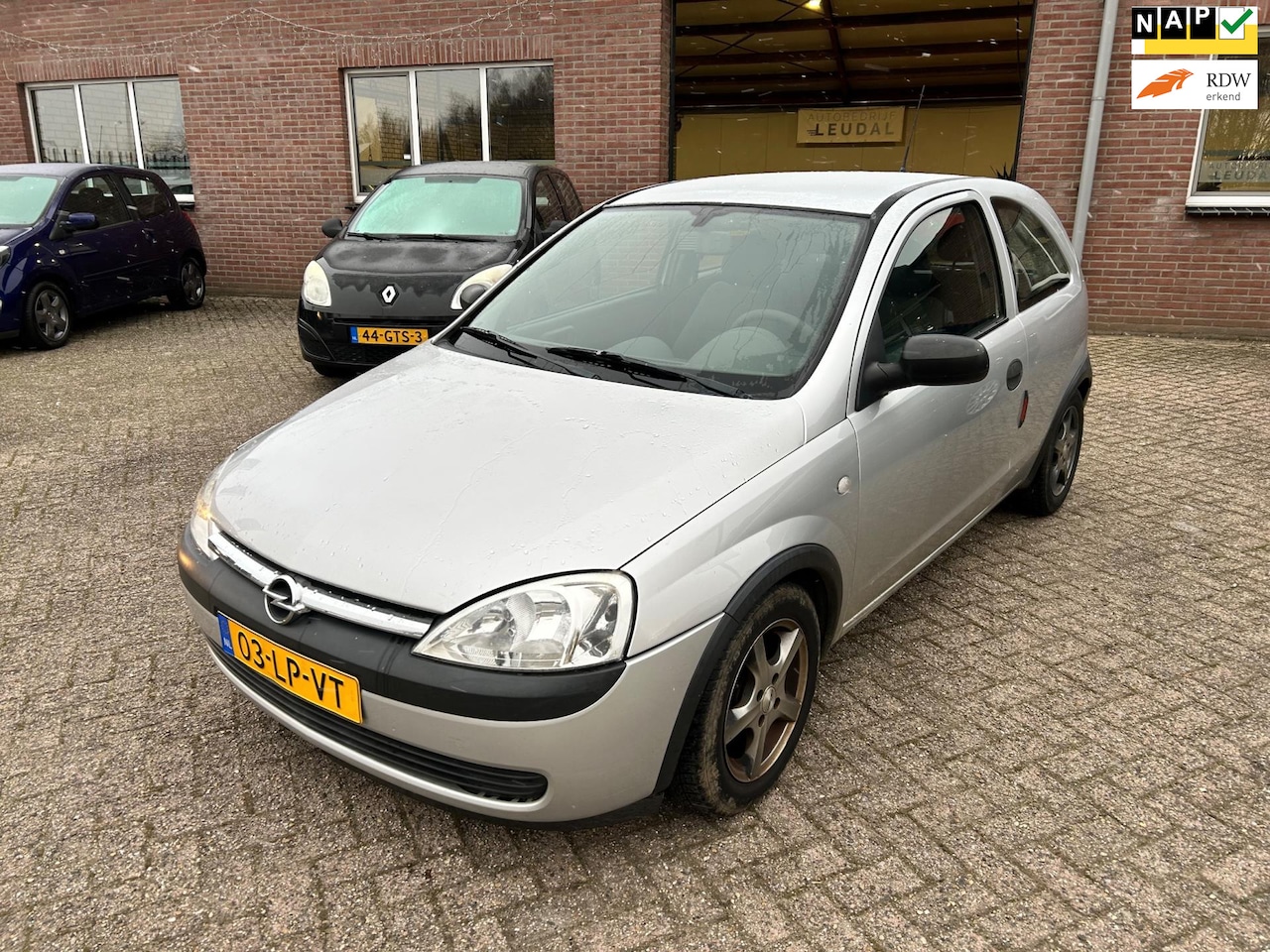 Opel Corsa - 1.0-12V // APK 23-11-2026 // Inruilkoopje - AutoWereld.nl