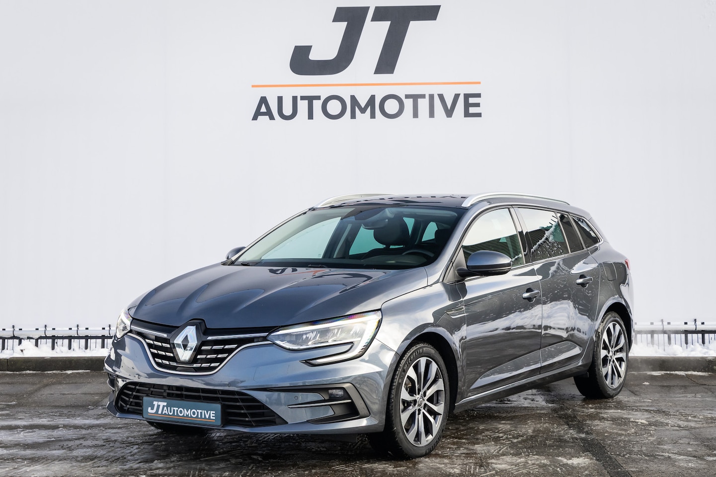 Renault Mégane - hybride SOH99,5% | Cruise | Carplay | Psensoren | Camera - AutoWereld.nl