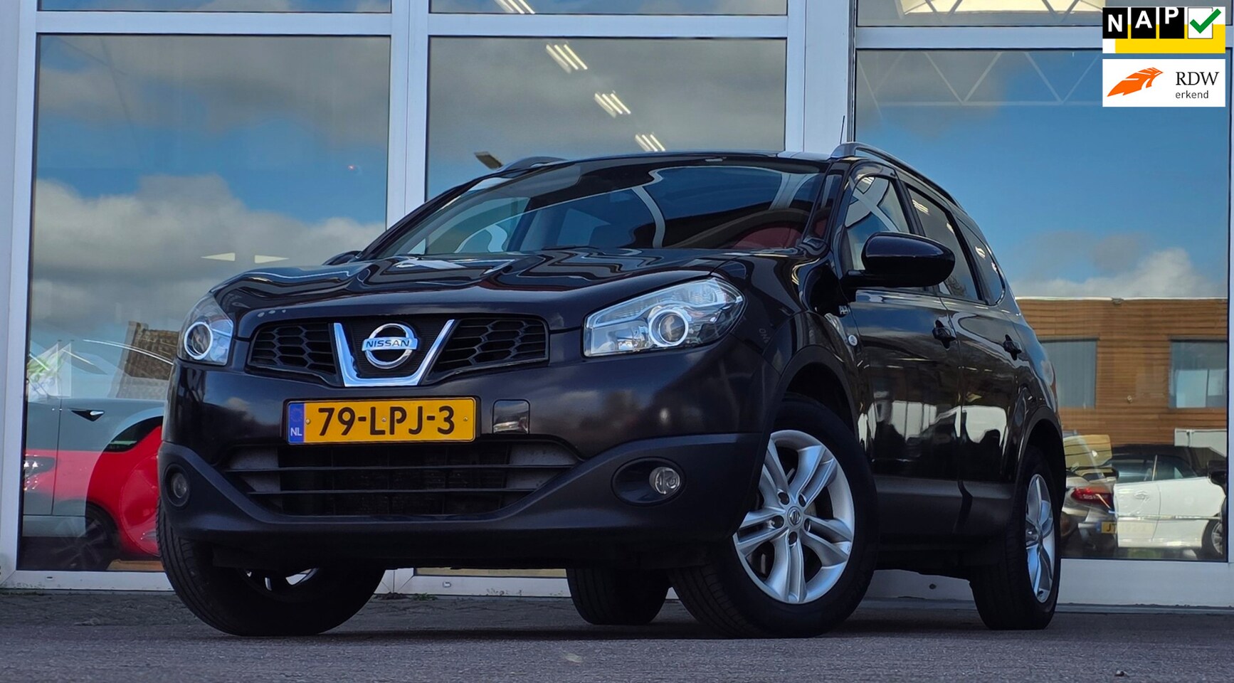 Nissan Qashqai+2 - 2.0i 16V Automaat Optima 4WD 7P Trekhaak PDC - AutoWereld.nl