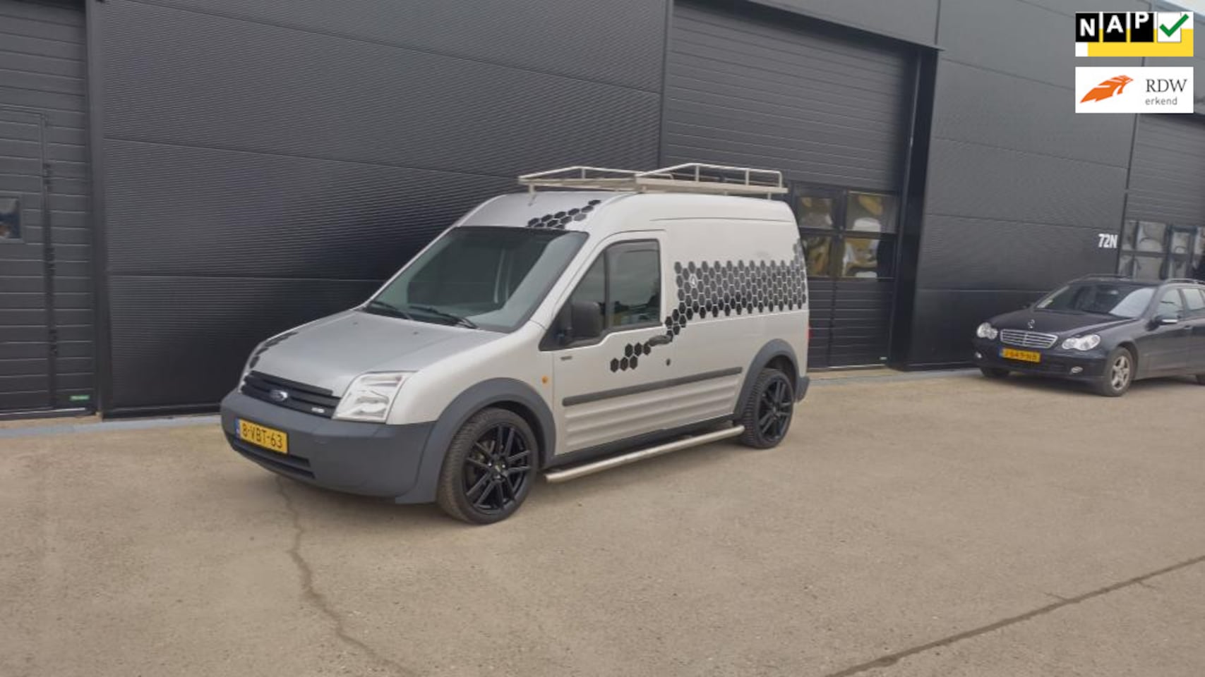 Ford Transit Connect - T230L 1.8 TDCI Airco, schuifdeur, centrale vergrendeling - AutoWereld.nl