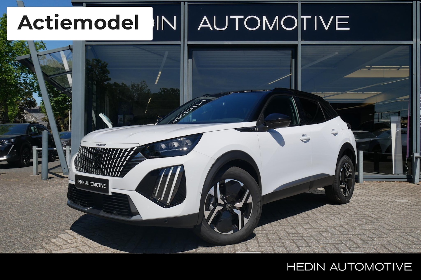 Peugeot 2008 - 1.2 Hybrid 145 GT | Nieuw uit voorraad | Navigatie | Camera | Adaptieve Cruise control | 1 - AutoWereld.nl