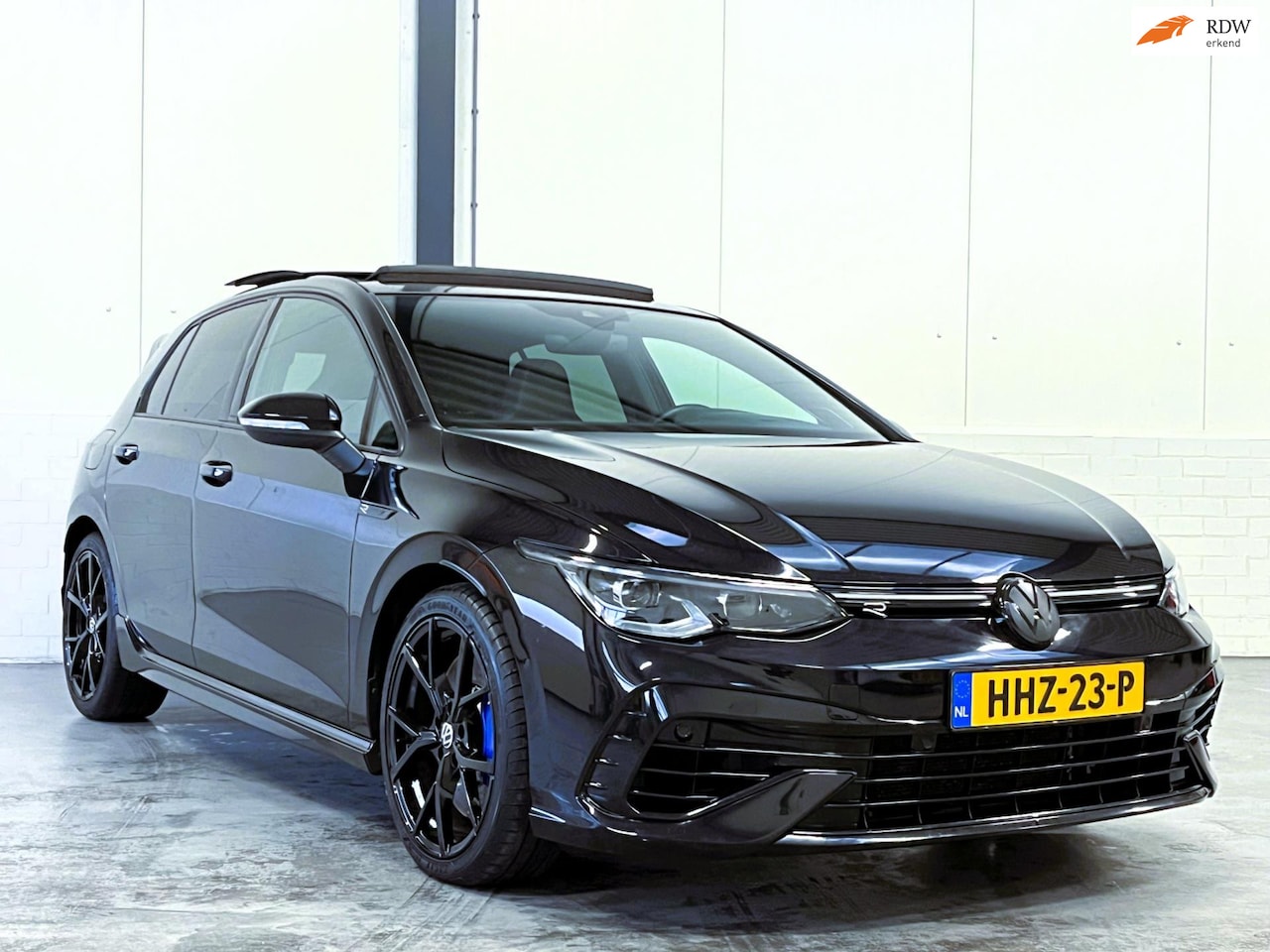Volkswagen Golf - 2.0 TSI R 4Motion Akra|Pano|Leder|H.U.D.| - AutoWereld.nl