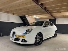 Alfa Romeo Giulietta - 1.7 TBi Quadrifoglio Verde Pano-Leder