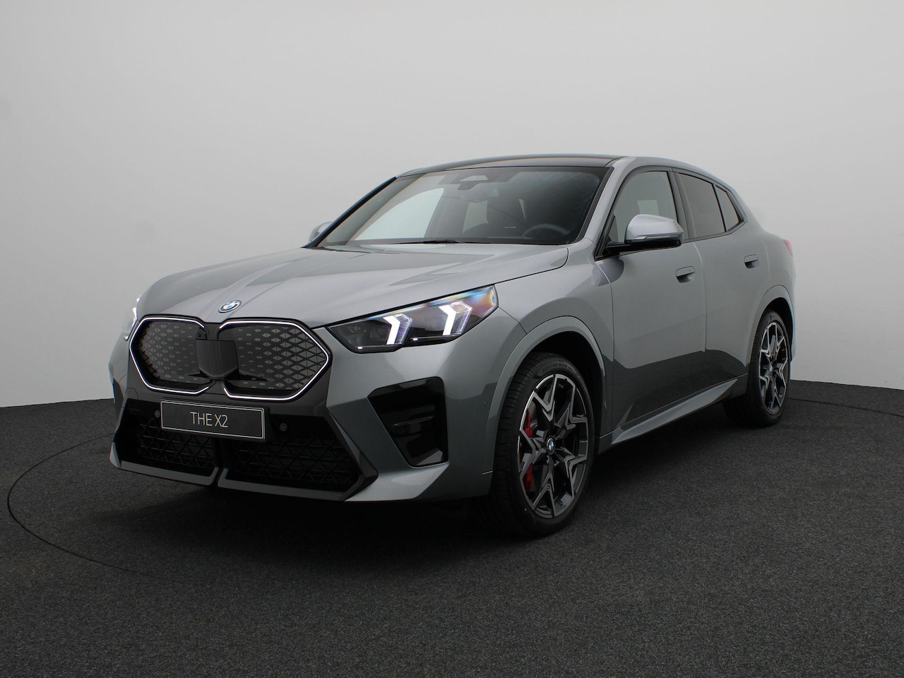 BMW iX2 - eDrive20 M Sport Edition | M Sportpakket Pro | Innovation Pack | Comfort Pack | Trekhaak - AutoWereld.nl